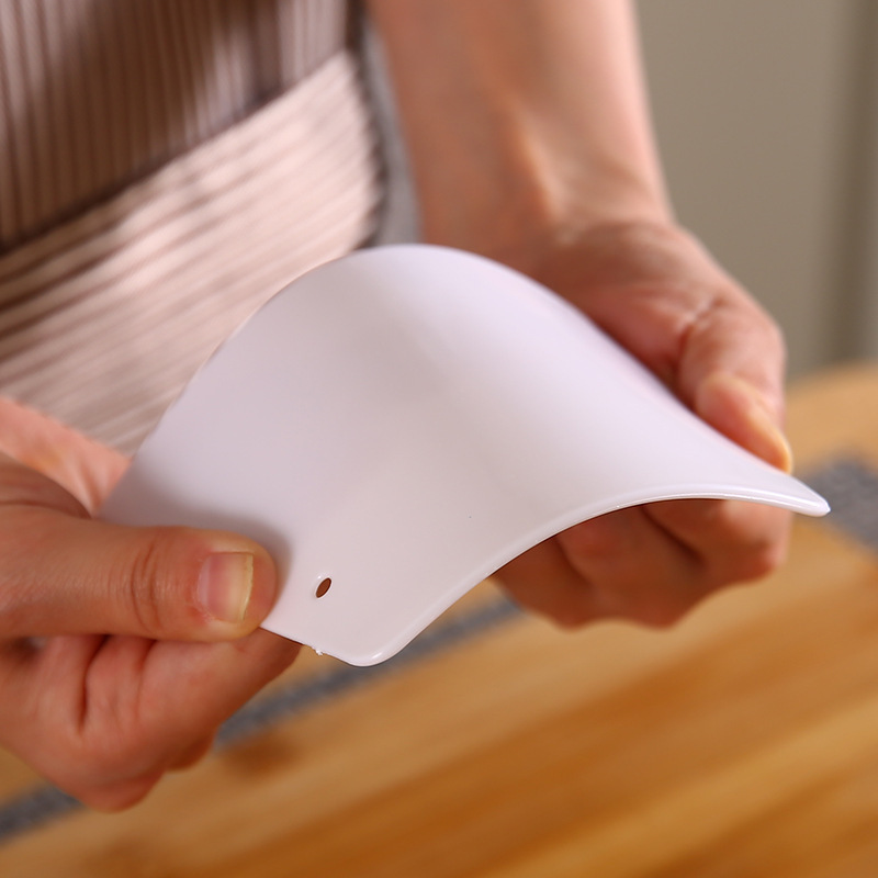 Dough Scraper Curved - 1Pc Pastry Kitchen Bakeware Baking Pastry